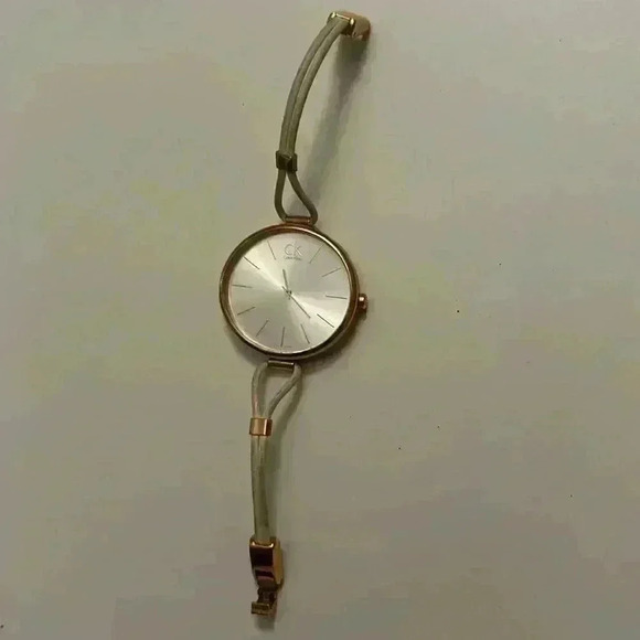 Calvin Klein Silver Dial Women's Watch - K3V235L6 - Picture 3 of 8